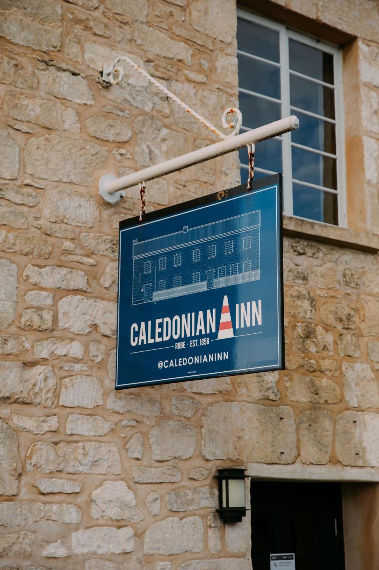 Caledonian Inn 로브 외부 사진
