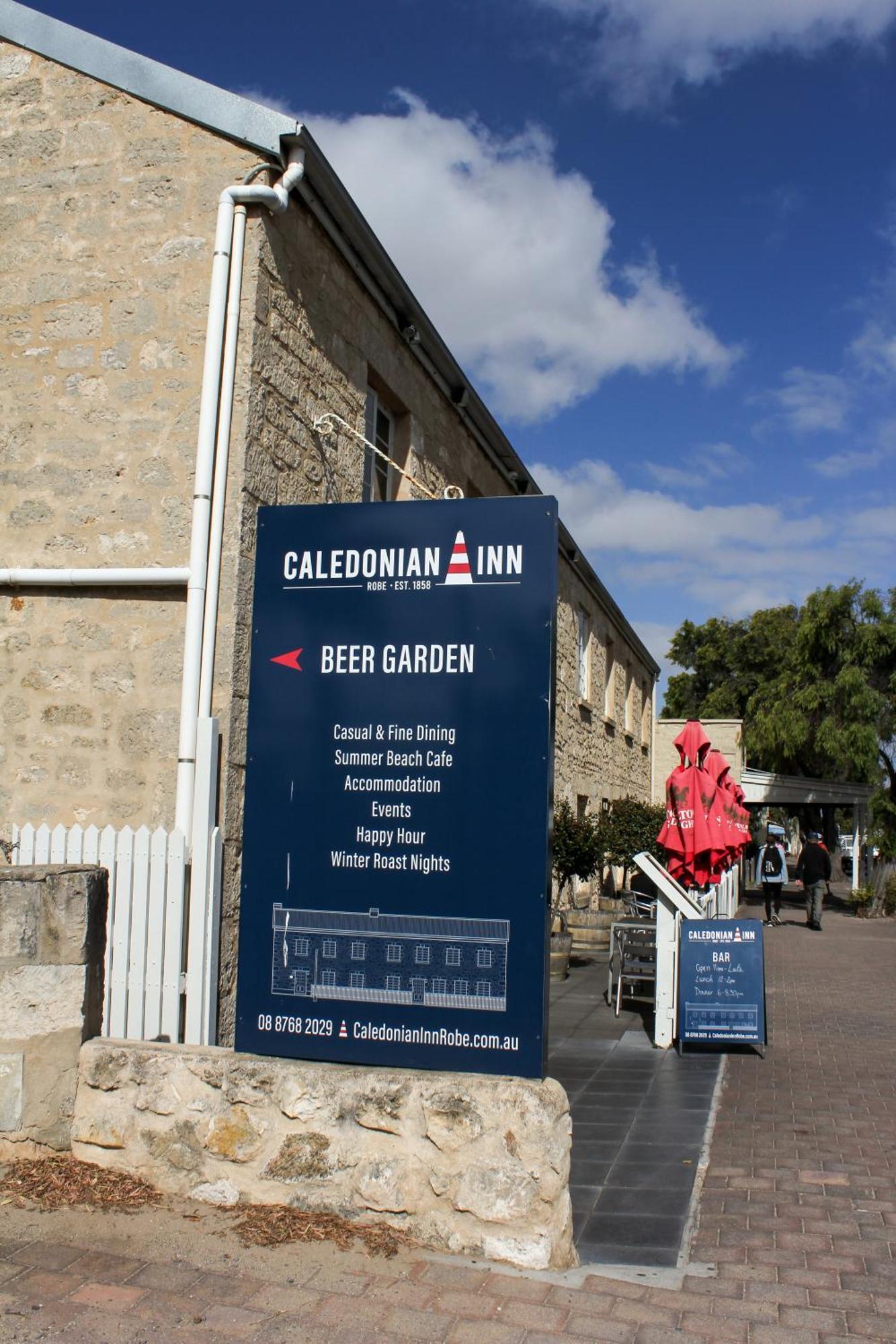 Caledonian Inn 로브 외부 사진